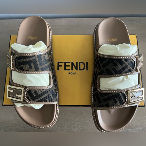 Fendi Logo-detailed canvas and leather sandals - Picture 5 of 12